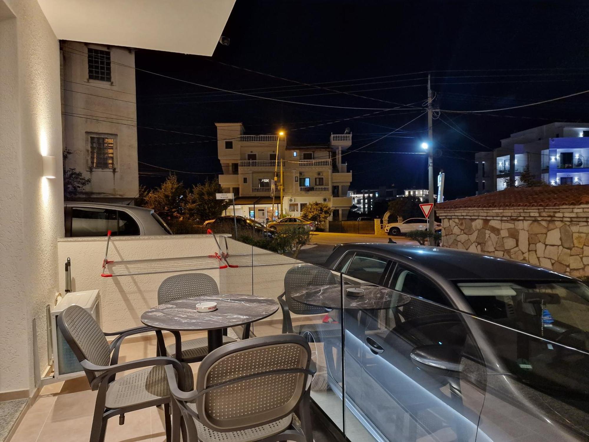 Feniks Hotel Ksamil Buitenkant foto