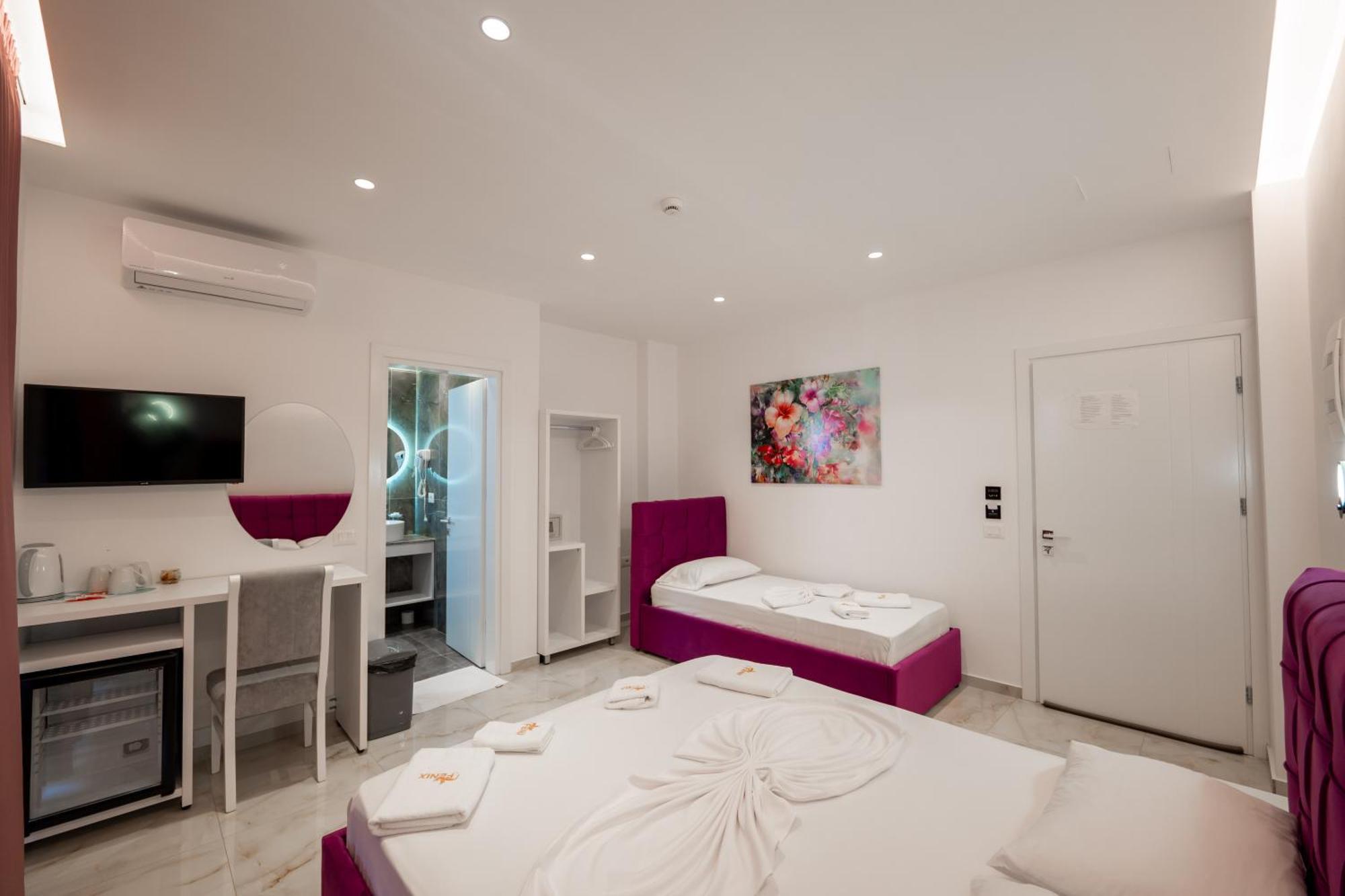 Feniks Hotel Ksamil Buitenkant foto