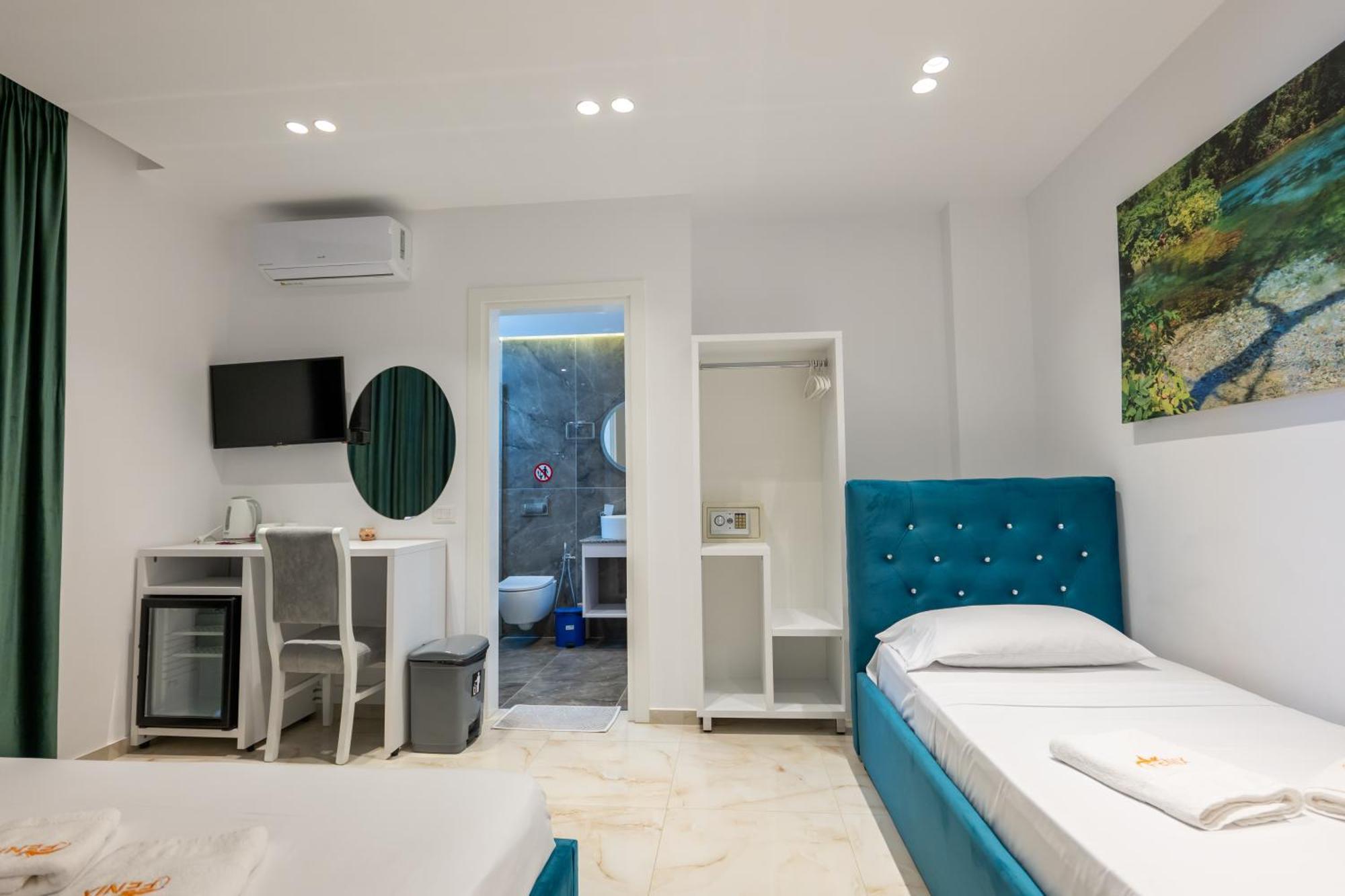 Feniks Hotel Ksamil Buitenkant foto